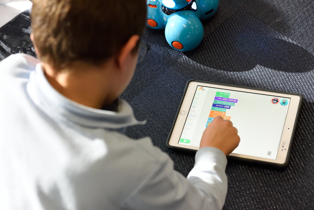 Eapling Learning What Is eLearning and How Does It Work? – Learner School Blog